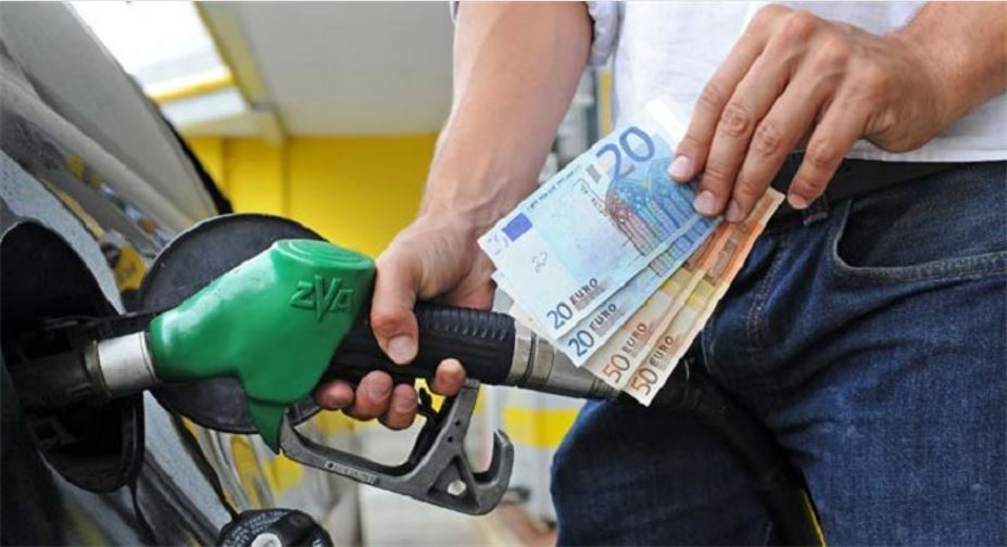 Lirohet çmim i naftës dhe benzinës në Maqedoninë e Veriut